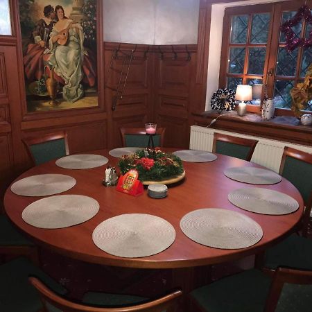 Mala Svata Hora - Penzion & Restaurace Mníšek pod Brdy Kültér fotó